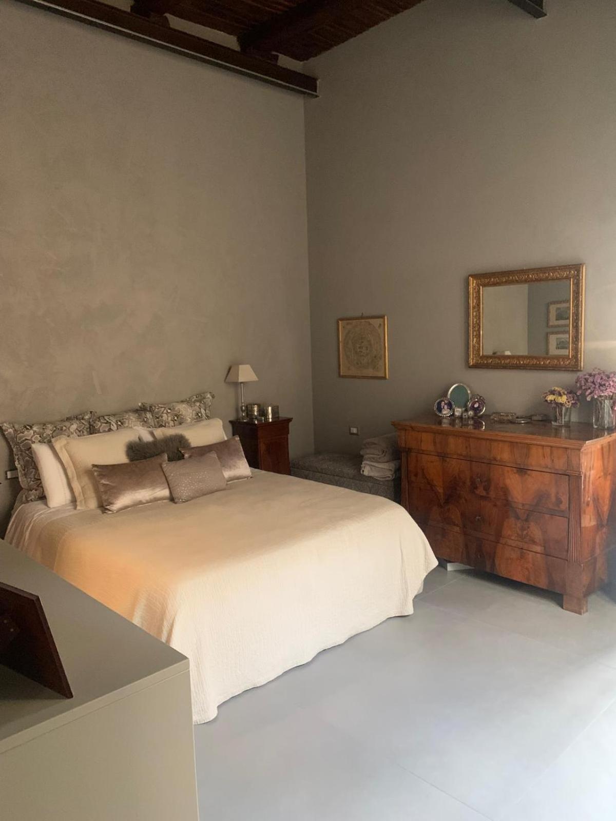 La Casa Di Paola Lejlighed Salerno Eksteriør billede